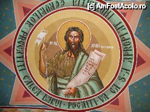 [P19] Mănăstirea Cârnu și împrejurimile sale / Pictură pe tavan, în interiorul paraclisului ”Sfântul Epifanie, arhiepiscopul Ciprului”.  » foto by Floryn81
 - 
<span class="allrVoted glyphicon glyphicon-heart hidden" id="av410749"></span>
<a class="m-l-10 hidden" id="sv410749" onclick="voting_Foto_DelVot(,410749,12715)" role="button">șterge vot <span class="glyphicon glyphicon-remove"></span></a>
<a id="v9410749" class=" c-red"  onclick="voting_Foto_SetVot(410749)" role="button"><span class="glyphicon glyphicon-heart-empty"></span> <b>LIKE</b> = Votează poza</a> <img class="hidden"  id="f410749W9" src="/imagini/loader.gif" border="0" /><span class="AjErrMes hidden" id="e410749ErM"></span>
