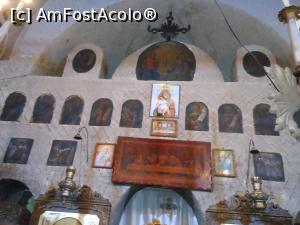 [P29] Mănăstirea-cetate Bradu - Biserica. Interior. » foto by iulianic
 - 
<span class="allrVoted glyphicon glyphicon-heart hidden" id="av1322464"></span>
<a class="m-l-10 hidden" id="sv1322464" onclick="voting_Foto_DelVot(,1322464,12715)" role="button">șterge vot <span class="glyphicon glyphicon-remove"></span></a>
<a id="v91322464" class=" c-red"  onclick="voting_Foto_SetVot(1322464)" role="button"><span class="glyphicon glyphicon-heart-empty"></span> <b>LIKE</b> = Votează poza</a> <img class="hidden"  id="f1322464W9" src="/imagini/loader.gif" border="0" /><span class="AjErrMes hidden" id="e1322464ErM"></span>