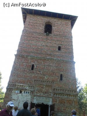 [P05] Mănăstirea-cetate Bradu - Intrarea în biserică. » foto by iulianic
 - 
<span class="allrVoted glyphicon glyphicon-heart hidden" id="av1322440"></span>
<a class="m-l-10 hidden" id="sv1322440" onclick="voting_Foto_DelVot(,1322440,12715)" role="button">șterge vot <span class="glyphicon glyphicon-remove"></span></a>
<a id="v91322440" class=" c-red"  onclick="voting_Foto_SetVot(1322440)" role="button"><span class="glyphicon glyphicon-heart-empty"></span> <b>LIKE</b> = Votează poza</a> <img class="hidden"  id="f1322440W9" src="/imagini/loader.gif" border="0" /><span class="AjErrMes hidden" id="e1322440ErM"></span>