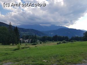 [P27] O privire spre măreții Bucegi din zona Trei Brazi. » foto by Floryn81
 - 
<span class="allrVoted glyphicon glyphicon-heart hidden" id="av1190768"></span>
<a class="m-l-10 hidden" id="sv1190768" onclick="voting_Foto_DelVot(,1190768,12726)" role="button">șterge vot <span class="glyphicon glyphicon-remove"></span></a>
<a id="v91190768" class=" c-red"  onclick="voting_Foto_SetVot(1190768)" role="button"><span class="glyphicon glyphicon-heart-empty"></span> <b>LIKE</b> = Votează poza</a> <img class="hidden"  id="f1190768W9" src="/imagini/loader.gif" border="0" /><span class="AjErrMes hidden" id="e1190768ErM"></span>