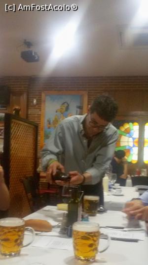 [P15] Cafeteria Buitre, Torrejón de Ardoz - Lolo în exercițiul funcțiunii » foto by Dragoș_MD
 - 
<span class="allrVoted glyphicon glyphicon-heart hidden" id="av751728"></span>
<a class="m-l-10 hidden" id="sv751728" onclick="voting_Foto_DelVot(,751728,12730)" role="button">șterge vot <span class="glyphicon glyphicon-remove"></span></a>
<a id="v9751728" class=" c-red"  onclick="voting_Foto_SetVot(751728)" role="button"><span class="glyphicon glyphicon-heart-empty"></span> <b>LIKE</b> = Votează poza</a> <img class="hidden"  id="f751728W9" src="/imagini/loader.gif" border="0" /><span class="AjErrMes hidden" id="e751728ErM"></span>