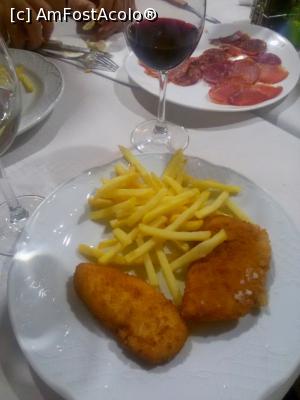 [P20] Cafeteria Buitre, Torrejón de Ardoz - piept de pui pane » foto by Dragoș_MD
 - 
<span class="allrVoted glyphicon glyphicon-heart hidden" id="av751733"></span>
<a class="m-l-10 hidden" id="sv751733" onclick="voting_Foto_DelVot(,751733,12730)" role="button">șterge vot <span class="glyphicon glyphicon-remove"></span></a>
<a id="v9751733" class=" c-red"  onclick="voting_Foto_SetVot(751733)" role="button"><span class="glyphicon glyphicon-heart-empty"></span> <b>LIKE</b> = Votează poza</a> <img class="hidden"  id="f751733W9" src="/imagini/loader.gif" border="0" /><span class="AjErrMes hidden" id="e751733ErM"></span>