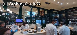 [P12] Chocolateria San Ginés, lucrătorii » foto by irinad
 - 
<span class="allrVoted glyphicon glyphicon-heart hidden" id="av1280965"></span>
<a class="m-l-10 hidden" id="sv1280965" onclick="voting_Foto_DelVot(,1280965,12730)" role="button">șterge vot <span class="glyphicon glyphicon-remove"></span></a>
<a id="v91280965" class=" c-red"  onclick="voting_Foto_SetVot(1280965)" role="button"><span class="glyphicon glyphicon-heart-empty"></span> <b>LIKE</b> = Votează poza</a> <img class="hidden"  id="f1280965W9" src="/imagini/loader.gif" border="0" /><span class="AjErrMes hidden" id="e1280965ErM"></span>