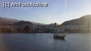 [P04] O zi şi o noapte în La Gomera - Los Cristianos văzut de pe ferry » foto by nicole33
 - 
<span class="allrVoted glyphicon glyphicon-heart hidden" id="av846565"></span>
<a class="m-l-10 hidden" id="sv846565" onclick="voting_Foto_DelVot(,846565,12735)" role="button">șterge vot <span class="glyphicon glyphicon-remove"></span></a>
<a id="v9846565" class=" c-red"  onclick="voting_Foto_SetVot(846565)" role="button"><span class="glyphicon glyphicon-heart-empty"></span> <b>LIKE</b> = Votează poza</a> <img class="hidden"  id="f846565W9" src="/imagini/loader.gif" border="0" /><span class="AjErrMes hidden" id="e846565ErM"></span>