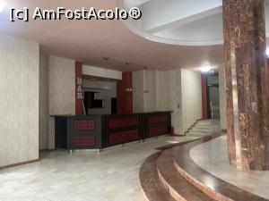 [P02] Hotel Victoria - zona de receptie » foto by mishu
 - 
<span class="allrVoted glyphicon glyphicon-heart hidden" id="av1326807"></span>
<a class="m-l-10 hidden" id="sv1326807" onclick="voting_Foto_DelVot(,1326807,12748)" role="button">șterge vot <span class="glyphicon glyphicon-remove"></span></a>
<a id="v91326807" class=" c-red"  onclick="voting_Foto_SetVot(1326807)" role="button"><span class="glyphicon glyphicon-heart-empty"></span> <b>LIKE</b> = Votează poza</a> <img class="hidden"  id="f1326807W9" src="/imagini/loader.gif" border="0" /><span class="AjErrMes hidden" id="e1326807ErM"></span>