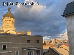[P20] Hotel Victoria - ca sa vedeti ca eram aproape de zona de interes, se vede biserica ortodoxa si putin din statuia lui Avram Iancu » foto by mishu
 - 
<span class="allrVoted glyphicon glyphicon-heart hidden" id="av1326825"></span>
<a class="m-l-10 hidden" id="sv1326825" onclick="voting_Foto_DelVot(,1326825,12748)" role="button">șterge vot <span class="glyphicon glyphicon-remove"></span></a>
<a id="v91326825" class=" c-red"  onclick="voting_Foto_SetVot(1326825)" role="button"><span class="glyphicon glyphicon-heart-empty"></span> <b>LIKE</b> = Votează poza</a> <img class="hidden"  id="f1326825W9" src="/imagini/loader.gif" border="0" /><span class="AjErrMes hidden" id="e1326825ErM"></span>