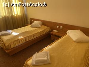 [P09] Hotel Victoria - cele 2 paturi » foto by mishu
 - 
<span class="allrVoted glyphicon glyphicon-heart hidden" id="av1326814"></span>
<a class="m-l-10 hidden" id="sv1326814" onclick="voting_Foto_DelVot(,1326814,12748)" role="button">șterge vot <span class="glyphicon glyphicon-remove"></span></a>
<a id="v91326814" class=" c-red"  onclick="voting_Foto_SetVot(1326814)" role="button"><span class="glyphicon glyphicon-heart-empty"></span> <b>LIKE</b> = Votează poza</a> <img class="hidden"  id="f1326814W9" src="/imagini/loader.gif" border="0" /><span class="AjErrMes hidden" id="e1326814ErM"></span>