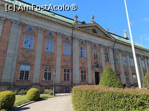 [P27] Stockholm, Galma Stan, Casa Nobilimii » foto by mprofeanu
 - 
<span class="allrVoted glyphicon glyphicon-heart hidden" id="av1485225"></span>
<a class="m-l-10 hidden" id="sv1485225" onclick="voting_Foto_DelVot(,1485225,12754)" role="button">șterge vot <span class="glyphicon glyphicon-remove"></span></a>
<a id="v91485225" class=" c-red"  onclick="voting_Foto_SetVot(1485225)" role="button"><span class="glyphicon glyphicon-heart-empty"></span> <b>LIKE</b> = Votează poza</a> <img class="hidden"  id="f1485225W9" src="/imagini/loader.gif" border="0" /><span class="AjErrMes hidden" id="e1485225ErM"></span>