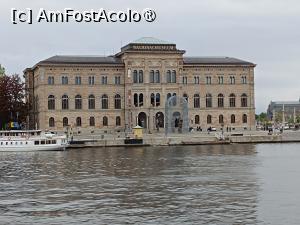 [P44] Stockholm, Muzeul Național pozat de pe vas » foto by mprofeanu
 - 
<span class="allrVoted glyphicon glyphicon-heart hidden" id="av1485242"></span>
<a class="m-l-10 hidden" id="sv1485242" onclick="voting_Foto_DelVot(,1485242,12754)" role="button">șterge vot <span class="glyphicon glyphicon-remove"></span></a>
<a id="v91485242" class=" c-red"  onclick="voting_Foto_SetVot(1485242)" role="button"><span class="glyphicon glyphicon-heart-empty"></span> <b>LIKE</b> = Votează poza</a> <img class="hidden"  id="f1485242W9" src="/imagini/loader.gif" border="0" /><span class="AjErrMes hidden" id="e1485242ErM"></span>