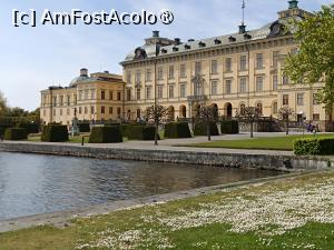 [P47] Stockholm, Palatul Drottningholm » foto by mprofeanu
 - 
<span class="allrVoted glyphicon glyphicon-heart hidden" id="av1485245"></span>
<a class="m-l-10 hidden" id="sv1485245" onclick="voting_Foto_DelVot(,1485245,12754)" role="button">șterge vot <span class="glyphicon glyphicon-remove"></span></a>
<a id="v91485245" class=" c-red"  onclick="voting_Foto_SetVot(1485245)" role="button"><span class="glyphicon glyphicon-heart-empty"></span> <b>LIKE</b> = Votează poza</a> <img class="hidden"  id="f1485245W9" src="/imagini/loader.gif" border="0" /><span class="AjErrMes hidden" id="e1485245ErM"></span>