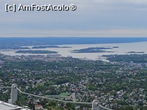 [P73] Oslo văzut de la Turnul de schi Holmenkollen, se vede și fiordul, mult verde... » foto by mprofeanu
 - 
<span class="allrVoted glyphicon glyphicon-heart hidden" id="av1485271"></span>
<a class="m-l-10 hidden" id="sv1485271" onclick="voting_Foto_DelVot(,1485271,12754)" role="button">șterge vot <span class="glyphicon glyphicon-remove"></span></a>
<a id="v91485271" class=" c-red"  onclick="voting_Foto_SetVot(1485271)" role="button"><span class="glyphicon glyphicon-heart-empty"></span> <b>LIKE</b> = Votează poza</a> <img class="hidden"  id="f1485271W9" src="/imagini/loader.gif" border="0" /><span class="AjErrMes hidden" id="e1485271ErM"></span>