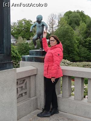 [P76] Oslo, Parcul Vigeland, statuia Băiatul Furios » foto by mprofeanu
 - 
<span class="allrVoted glyphicon glyphicon-heart hidden" id="av1485274"></span>
<a class="m-l-10 hidden" id="sv1485274" onclick="voting_Foto_DelVot(,1485274,12754)" role="button">șterge vot <span class="glyphicon glyphicon-remove"></span></a>
<a id="v91485274" class=" c-red"  onclick="voting_Foto_SetVot(1485274)" role="button"><span class="glyphicon glyphicon-heart-empty"></span> <b>LIKE</b> = Votează poza</a> <img class="hidden"  id="f1485274W9" src="/imagini/loader.gif" border="0" /><span class="AjErrMes hidden" id="e1485274ErM"></span>