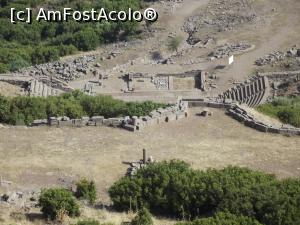 [P19] Un zoom pe teatru, de sus, de la acropolis » foto by irinad
 - 
<span class="allrVoted glyphicon glyphicon-heart hidden" id="av994326"></span>
<a class="m-l-10 hidden" id="sv994326" onclick="voting_Foto_DelVot(,994326,12763)" role="button">șterge vot <span class="glyphicon glyphicon-remove"></span></a>
<a id="v9994326" class=" c-red"  onclick="voting_Foto_SetVot(994326)" role="button"><span class="glyphicon glyphicon-heart-empty"></span> <b>LIKE</b> = Votează poza</a> <img class="hidden"  id="f994326W9" src="/imagini/loader.gif" border="0" /><span class="AjErrMes hidden" id="e994326ErM"></span>