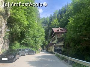 [P05] La Peșteră-cazare și restaurant » foto by AZE
 - 
<span class="allrVoted glyphicon glyphicon-heart hidden" id="av1370597"></span>
<a class="m-l-10 hidden" id="sv1370597" onclick="voting_Foto_DelVot(,1370597,12765)" role="button">șterge vot <span class="glyphicon glyphicon-remove"></span></a>
<a id="v91370597" class=" c-red"  onclick="voting_Foto_SetVot(1370597)" role="button"><span class="glyphicon glyphicon-heart-empty"></span> <b>LIKE</b> = Votează poza</a> <img class="hidden"  id="f1370597W9" src="/imagini/loader.gif" border="0" /><span class="AjErrMes hidden" id="e1370597ErM"></span>