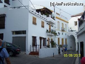 [P05] Case tipice andaluze. Apropos! Pe stradutele astea se circula cu masina!!!  » foto by Nadina
 - 
<span class="allrVoted glyphicon glyphicon-heart hidden" id="av367642"></span>
<a class="m-l-10 hidden" id="sv367642" onclick="voting_Foto_DelVot(,367642,12769)" role="button">șterge vot <span class="glyphicon glyphicon-remove"></span></a>
<a id="v9367642" class=" c-red"  onclick="voting_Foto_SetVot(367642)" role="button"><span class="glyphicon glyphicon-heart-empty"></span> <b>LIKE</b> = Votează poza</a> <img class="hidden"  id="f367642W9" src="/imagini/loader.gif" border="0" /><span class="AjErrMes hidden" id="e367642ErM"></span>