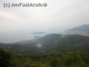 [P03] Staţiunea Budva văzută de pe serpentină » foto by Michi
 - 
<span class="allrVoted glyphicon glyphicon-heart hidden" id="av793640"></span>
<a class="m-l-10 hidden" id="sv793640" onclick="voting_Foto_DelVot(,793640,12772)" role="button">șterge vot <span class="glyphicon glyphicon-remove"></span></a>
<a id="v9793640" class=" c-red"  onclick="voting_Foto_SetVot(793640)" role="button"><span class="glyphicon glyphicon-heart-empty"></span> <b>LIKE</b> = Votează poza</a> <img class="hidden"  id="f793640W9" src="/imagini/loader.gif" border="0" /><span class="AjErrMes hidden" id="e793640ErM"></span>