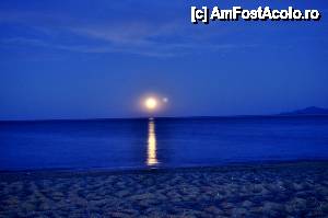 [P11] rasarit de luna » foto by alexxys
 - 
<span class="allrVoted glyphicon glyphicon-heart hidden" id="av424519"></span>
<a class="m-l-10 hidden" id="sv424519" onclick="voting_Foto_DelVot(,424519,12775)" role="button">șterge vot <span class="glyphicon glyphicon-remove"></span></a>
<a id="v9424519" class=" c-red"  onclick="voting_Foto_SetVot(424519)" role="button"><span class="glyphicon glyphicon-heart-empty"></span> <b>LIKE</b> = Votează poza</a> <img class="hidden"  id="f424519W9" src="/imagini/loader.gif" border="0" /><span class="AjErrMes hidden" id="e424519ErM"></span>
