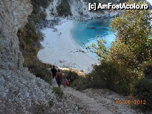 [P17] Lefkada - Coborârea scărilor spre Plaja Agiofili.  » foto by iulianic
 - 
<span class="allrVoted glyphicon glyphicon-heart hidden" id="av488686"></span>
<a class="m-l-10 hidden" id="sv488686" onclick="voting_Foto_DelVot(,488686,12776)" role="button">șterge vot <span class="glyphicon glyphicon-remove"></span></a>
<a id="v9488686" class=" c-red"  onclick="voting_Foto_SetVot(488686)" role="button"><span class="glyphicon glyphicon-heart-empty"></span> <b>LIKE</b> = Votează poza</a> <img class="hidden"  id="f488686W9" src="/imagini/loader.gif" border="0" /><span class="AjErrMes hidden" id="e488686ErM"></span>