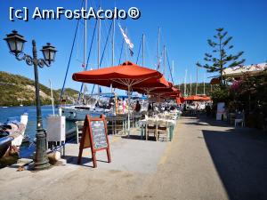 [P18] Spre marina din Sivota » foto by crismis
 - 
<span class="allrVoted glyphicon glyphicon-heart hidden" id="av1259992"></span>
<a class="m-l-10 hidden" id="sv1259992" onclick="voting_Foto_DelVot(,1259992,12776)" role="button">șterge vot <span class="glyphicon glyphicon-remove"></span></a>
<a id="v91259992" class=" c-red"  onclick="voting_Foto_SetVot(1259992)" role="button"><span class="glyphicon glyphicon-heart-empty"></span> <b>LIKE</b> = Votează poza</a> <img class="hidden"  id="f1259992W9" src="/imagini/loader.gif" border="0" /><span class="AjErrMes hidden" id="e1259992ErM"></span>