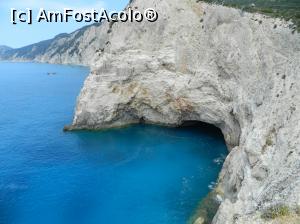 [P18] Porto Katsiki - undeva in dreapta plajei » foto by Pușcașu Marin
 - 
<span class="allrVoted glyphicon glyphicon-heart hidden" id="av949160"></span>
<a class="m-l-10 hidden" id="sv949160" onclick="voting_Foto_DelVot(,949160,12776)" role="button">șterge vot <span class="glyphicon glyphicon-remove"></span></a>
<a id="v9949160" class=" c-red"  onclick="voting_Foto_SetVot(949160)" role="button"><span class="glyphicon glyphicon-heart-empty"></span> <b>LIKE</b> = Votează poza</a> <img class="hidden"  id="f949160W9" src="/imagini/loader.gif" border="0" /><span class="AjErrMes hidden" id="e949160ErM"></span>