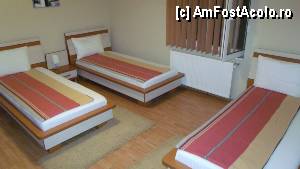 [P08] Villa Cristian - camera triplă » foto by Dragoș_MD
 - 
<span class="allrVoted glyphicon glyphicon-heart hidden" id="av372271"></span>
<a class="m-l-10 hidden" id="sv372271" onclick="voting_Foto_DelVot(,372271,12777)" role="button">șterge vot <span class="glyphicon glyphicon-remove"></span></a>
<a id="v9372271" class=" c-red"  onclick="voting_Foto_SetVot(372271)" role="button"><span class="glyphicon glyphicon-heart-empty"></span> <b>LIKE</b> = Votează poza</a> <img class="hidden"  id="f372271W9" src="/imagini/loader.gif" border="0" /><span class="AjErrMes hidden" id="e372271ErM"></span>
