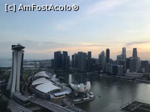 [P22] Singapore - din roata » foto by patrick007
 - 
<span class="allrVoted glyphicon glyphicon-heart hidden" id="av1036865"></span>
<a class="m-l-10 hidden" id="sv1036865" onclick="voting_Foto_DelVot(,1036865,12798)" role="button">șterge vot <span class="glyphicon glyphicon-remove"></span></a>
<a id="v91036865" class=" c-red"  onclick="voting_Foto_SetVot(1036865)" role="button"><span class="glyphicon glyphicon-heart-empty"></span> <b>LIKE</b> = Votează poza</a> <img class="hidden"  id="f1036865W9" src="/imagini/loader.gif" border="0" /><span class="AjErrMes hidden" id="e1036865ErM"></span>