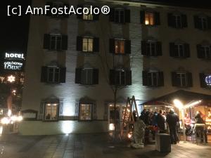 [P53] Kufstein - si in fata acestui hotel e stransa lumea la o cana de vn fiert si la fel ragasim aici blanite pe scaun si paturici pentru protectie » foto by mishu
 - 
<span class="allrVoted glyphicon glyphicon-heart hidden" id="av931826"></span>
<a class="m-l-10 hidden" id="sv931826" onclick="voting_Foto_DelVot(,931826,12814)" role="button">șterge vot <span class="glyphicon glyphicon-remove"></span></a>
<a id="v9931826" class=" c-red"  onclick="voting_Foto_SetVot(931826)" role="button"><span class="glyphicon glyphicon-heart-empty"></span> <b>LIKE</b> = Votează poza</a> <img class="hidden"  id="f931826W9" src="/imagini/loader.gif" border="0" /><span class="AjErrMes hidden" id="e931826ErM"></span>