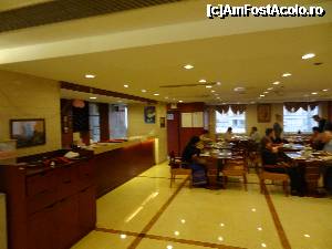 [P28] Sala restaurantului Xiangxiedao...  » foto by Marian Preda
 - 
<span class="allrVoted glyphicon glyphicon-heart hidden" id="av370117"></span>
<a class="m-l-10 hidden" id="sv370117" onclick="voting_Foto_DelVot(,370117,12825)" role="button">șterge vot <span class="glyphicon glyphicon-remove"></span></a>
<a id="v9370117" class=" c-red"  onclick="voting_Foto_SetVot(370117)" role="button"><span class="glyphicon glyphicon-heart-empty"></span> <b>LIKE</b> = Votează poza</a> <img class="hidden"  id="f370117W9" src="/imagini/loader.gif" border="0" /><span class="AjErrMes hidden" id="e370117ErM"></span>