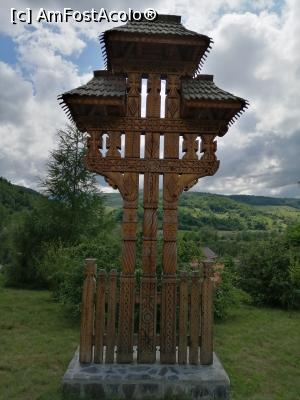 [P17] Troiță in interiorul mănăstiri. » foto by nelu73
 - 
<span class="allrVoted glyphicon glyphicon-heart hidden" id="av1172075"></span>
<a class="m-l-10 hidden" id="sv1172075" onclick="voting_Foto_DelVot(,1172075,12832)" role="button">șterge vot <span class="glyphicon glyphicon-remove"></span></a>
<a id="v91172075" class=" c-red"  onclick="voting_Foto_SetVot(1172075)" role="button"><span class="glyphicon glyphicon-heart-empty"></span> <b>LIKE</b> = Votează poza</a> <img class="hidden"  id="f1172075W9" src="/imagini/loader.gif" border="0" /><span class="AjErrMes hidden" id="e1172075ErM"></span>