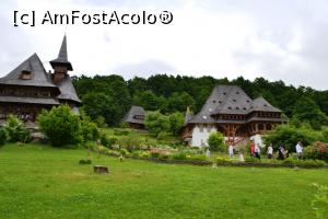 [P09] Stăreția,casa episcopală iar în fundal casa duhovnicului » foto by AZE
 - 
<span class="allrVoted glyphicon glyphicon-heart hidden" id="av1279423"></span>
<a class="m-l-10 hidden" id="sv1279423" onclick="voting_Foto_DelVot(,1279423,12832)" role="button">șterge vot <span class="glyphicon glyphicon-remove"></span></a>
<a id="v91279423" class=" c-red"  onclick="voting_Foto_SetVot(1279423)" role="button"><span class="glyphicon glyphicon-heart-empty"></span> <b>LIKE</b> = Votează poza</a> <img class="hidden"  id="f1279423W9" src="/imagini/loader.gif" border="0" /><span class="AjErrMes hidden" id="e1279423ErM"></span>