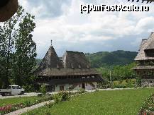 [P01] Manastirea Barsana - una din cladirile din incinta manastirii » foto by Diaura*
 - 
<span class="allrVoted glyphicon glyphicon-heart hidden" id="av53086"></span>
<a class="m-l-10 hidden" id="sv53086" onclick="voting_Foto_DelVot(,53086,12832)" role="button">șterge vot <span class="glyphicon glyphicon-remove"></span></a>
<a id="v953086" class=" c-red"  onclick="voting_Foto_SetVot(53086)" role="button"><span class="glyphicon glyphicon-heart-empty"></span> <b>LIKE</b> = Votează poza</a> <img class="hidden"  id="f53086W9" src="/imagini/loader.gif" border="0" /><span class="AjErrMes hidden" id="e53086ErM"></span>