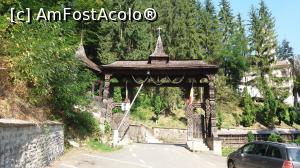 [P02] Poarta în stil maramureșean » foto by costy69*
 - 
<span class="allrVoted glyphicon glyphicon-heart hidden" id="av805410"></span>
<a class="m-l-10 hidden" id="sv805410" onclick="voting_Foto_DelVot(,805410,12834)" role="button">șterge vot <span class="glyphicon glyphicon-remove"></span></a>
<a id="v9805410" class=" c-red"  onclick="voting_Foto_SetVot(805410)" role="button"><span class="glyphicon glyphicon-heart-empty"></span> <b>LIKE</b> = Votează poza</a> <img class="hidden"  id="f805410W9" src="/imagini/loader.gif" border="0" /><span class="AjErrMes hidden" id="e805410ErM"></span>
