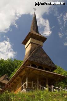 [P01] Biserica de lemn, Rohia, Maramureş » foto by corinka
 - 
<span class="allrVoted glyphicon glyphicon-heart hidden" id="av87378"></span>
<a class="m-l-10 hidden" id="sv87378" onclick="voting_Foto_DelVot(,87378,12834)" role="button">șterge vot <span class="glyphicon glyphicon-remove"></span></a>
<a id="v987378" class=" c-red"  onclick="voting_Foto_SetVot(87378)" role="button"><span class="glyphicon glyphicon-heart-empty"></span> <b>LIKE</b> = Votează poza</a> <img class="hidden"  id="f87378W9" src="/imagini/loader.gif" border="0" /><span class="AjErrMes hidden" id="e87378ErM"></span>