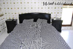 [P19] Hanul Fagilor - Blidari - master bedroom » foto by deliutza27
 - 
<span class="allrVoted glyphicon glyphicon-heart hidden" id="av370699"></span>
<a class="m-l-10 hidden" id="sv370699" onclick="voting_Foto_DelVot(,370699,12841)" role="button">șterge vot <span class="glyphicon glyphicon-remove"></span></a>
<a id="v9370699" class=" c-red"  onclick="voting_Foto_SetVot(370699)" role="button"><span class="glyphicon glyphicon-heart-empty"></span> <b>LIKE</b> = Votează poza</a> <img class="hidden"  id="f370699W9" src="/imagini/loader.gif" border="0" /><span class="AjErrMes hidden" id="e370699ErM"></span>