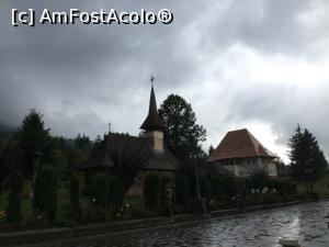 [P15] Manastirea Moisei - aici se vede si biserica veche » foto by mishu
 - 
<span class="allrVoted glyphicon glyphicon-heart hidden" id="av923853"></span>
<a class="m-l-10 hidden" id="sv923853" onclick="voting_Foto_DelVot(,923853,12846)" role="button">șterge vot <span class="glyphicon glyphicon-remove"></span></a>
<a id="v9923853" class=" c-red"  onclick="voting_Foto_SetVot(923853)" role="button"><span class="glyphicon glyphicon-heart-empty"></span> <b>LIKE</b> = Votează poza</a> <img class="hidden"  id="f923853W9" src="/imagini/loader.gif" border="0" /><span class="AjErrMes hidden" id="e923853ErM"></span>