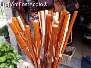 [P01] Bastoane de pelerin... Santillana del Mar e pe drumul sfânt...  » foto by mireille
 - 
<span class="allrVoted glyphicon glyphicon-heart hidden" id="av1058433"></span>
<a class="m-l-10 hidden" id="sv1058433" onclick="voting_Foto_DelVot(,1058433,12863)" role="button">șterge vot <span class="glyphicon glyphicon-remove"></span></a>
<a id="v91058433" class=" c-red"  onclick="voting_Foto_SetVot(1058433)" role="button"><span class="glyphicon glyphicon-heart-empty"></span> <b>LIKE</b> = Votează poza</a> <img class="hidden"  id="f1058433W9" src="/imagini/loader.gif" border="0" /><span class="AjErrMes hidden" id="e1058433ErM"></span>