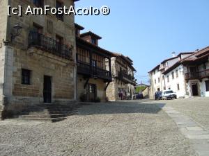 [P15] Am ajuns pe la capătul satului de piatră, cu un grupaj de case nobiliare vechi.  » foto by mireille
 - 
<span class="allrVoted glyphicon glyphicon-heart hidden" id="av1058447"></span>
<a class="m-l-10 hidden" id="sv1058447" onclick="voting_Foto_DelVot(,1058447,12863)" role="button">șterge vot <span class="glyphicon glyphicon-remove"></span></a>
<a id="v91058447" class=" c-red"  onclick="voting_Foto_SetVot(1058447)" role="button"><span class="glyphicon glyphicon-heart-empty"></span> <b>LIKE</b> = Votează poza</a> <img class="hidden"  id="f1058447W9" src="/imagini/loader.gif" border="0" /><span class="AjErrMes hidden" id="e1058447ErM"></span>