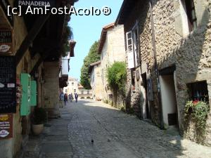 [P17] Santillana del Mar, un poem în piatră.  » foto by mireille
 - 
<span class="allrVoted glyphicon glyphicon-heart hidden" id="av1058449"></span>
<a class="m-l-10 hidden" id="sv1058449" onclick="voting_Foto_DelVot(,1058449,12863)" role="button">șterge vot <span class="glyphicon glyphicon-remove"></span></a>
<a id="v91058449" class=" c-red"  onclick="voting_Foto_SetVot(1058449)" role="button"><span class="glyphicon glyphicon-heart-empty"></span> <b>LIKE</b> = Votează poza</a> <img class="hidden"  id="f1058449W9" src="/imagini/loader.gif" border="0" /><span class="AjErrMes hidden" id="e1058449ErM"></span>