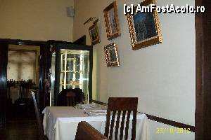 [P06] Restaurant 'Sapte Coline' / Vitrina cu... delicatese (deserturi).  » foto by RossoNerro
 - 
<span class="allrVoted glyphicon glyphicon-heart hidden" id="av381352"></span>
<a class="m-l-10 hidden" id="sv381352" onclick="voting_Foto_DelVot(,381352,12895)" role="button">șterge vot <span class="glyphicon glyphicon-remove"></span></a>
<a id="v9381352" class=" c-red"  onclick="voting_Foto_SetVot(381352)" role="button"><span class="glyphicon glyphicon-heart-empty"></span> <b>LIKE</b> = Votează poza</a> <img class="hidden"  id="f381352W9" src="/imagini/loader.gif" border="0" /><span class="AjErrMes hidden" id="e381352ErM"></span>