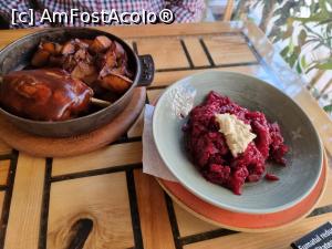 [P07] Ciolanel de porc cu cartofi la cuptor - cu salata de sfecla rosie cu hrean » foto by silvia tudoran
 - 
<span class="allrVoted glyphicon glyphicon-heart hidden" id="av1221026"></span>
<a class="m-l-10 hidden" id="sv1221026" onclick="voting_Foto_DelVot(,1221026,12895)" role="button">șterge vot <span class="glyphicon glyphicon-remove"></span></a>
<a id="v91221026" class=" c-red"  onclick="voting_Foto_SetVot(1221026)" role="button"><span class="glyphicon glyphicon-heart-empty"></span> <b>LIKE</b> = Votează poza</a> <img class="hidden"  id="f1221026W9" src="/imagini/loader.gif" border="0" /><span class="AjErrMes hidden" id="e1221026ErM"></span>