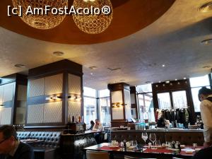 [P24] Sala restaurantului 'Carbon' » foto by DOINITA
 - 
<span class="allrVoted glyphicon glyphicon-heart hidden" id="av1038393"></span>
<a class="m-l-10 hidden" id="sv1038393" onclick="voting_Foto_DelVot(,1038393,12895)" role="button">șterge vot <span class="glyphicon glyphicon-remove"></span></a>
<a id="v91038393" class=" c-red"  onclick="voting_Foto_SetVot(1038393)" role="button"><span class="glyphicon glyphicon-heart-empty"></span> <b>LIKE</b> = Votează poza</a> <img class="hidden"  id="f1038393W9" src="/imagini/loader.gif" border="0" /><span class="AjErrMes hidden" id="e1038393ErM"></span>