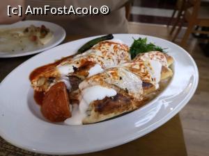 [P10] Sultanul e sultan si la kebab!  » foto by DOINITA
 - 
<span class="allrVoted glyphicon glyphicon-heart hidden" id="av1138309"></span>
<a class="m-l-10 hidden" id="sv1138309" onclick="voting_Foto_DelVot(,1138309,12895)" role="button">șterge vot <span class="glyphicon glyphicon-remove"></span></a>
<a id="v91138309" class=" c-red"  onclick="voting_Foto_SetVot(1138309)" role="button"><span class="glyphicon glyphicon-heart-empty"></span> <b>LIKE</b> = Votează poza</a> <img class="hidden"  id="f1138309W9" src="/imagini/loader.gif" border="0" /><span class="AjErrMes hidden" id="e1138309ErM"></span>