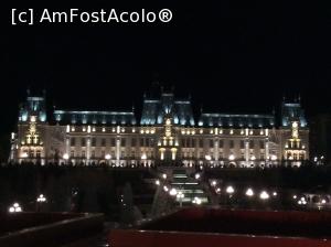 [P04] Iasi - s-a lasat deja seara iar Palatul Culturii este luminat tot » foto by mishu
 - 
<span class="allrVoted glyphicon glyphicon-heart hidden" id="av839603"></span>
<a class="m-l-10 hidden" id="sv839603" onclick="voting_Foto_DelVot(,839603,12895)" role="button">șterge vot <span class="glyphicon glyphicon-remove"></span></a>
<a id="v9839603" class=" c-red"  onclick="voting_Foto_SetVot(839603)" role="button"><span class="glyphicon glyphicon-heart-empty"></span> <b>LIKE</b> = Votează poza</a> <img class="hidden"  id="f839603W9" src="/imagini/loader.gif" border="0" /><span class="AjErrMes hidden" id="e839603ErM"></span>