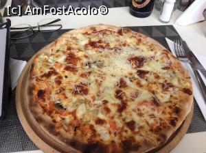 [P18] Pizzeria Domneasca - iar asta, eu » foto by mishu
 - 
<span class="allrVoted glyphicon glyphicon-heart hidden" id="av840546"></span>
<a class="m-l-10 hidden" id="sv840546" onclick="voting_Foto_DelVot(,840546,12895)" role="button">șterge vot <span class="glyphicon glyphicon-remove"></span></a>
<a id="v9840546" class=" c-red"  onclick="voting_Foto_SetVot(840546)" role="button"><span class="glyphicon glyphicon-heart-empty"></span> <b>LIKE</b> = Votează poza</a> <img class="hidden"  id="f840546W9" src="/imagini/loader.gif" border="0" /><span class="AjErrMes hidden" id="e840546ErM"></span>