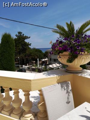 [P28] La hotel, se vede o bucatica de mare » foto by MaraMura
 - 
<span class="allrVoted glyphicon glyphicon-heart hidden" id="av1240907"></span>
<a class="m-l-10 hidden" id="sv1240907" onclick="voting_Foto_DelVot(,1240907,12909)" role="button">șterge vot <span class="glyphicon glyphicon-remove"></span></a>
<a id="v91240907" class=" c-red"  onclick="voting_Foto_SetVot(1240907)" role="button"><span class="glyphicon glyphicon-heart-empty"></span> <b>LIKE</b> = Votează poza</a> <img class="hidden"  id="f1240907W9" src="/imagini/loader.gif" border="0" /><span class="AjErrMes hidden" id="e1240907ErM"></span>