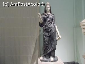 [P04] Statuie de zeiță, probabil Athena, lucrată în porfir, Muzeul de Istorie și Arh. Napoli.  » foto by mihaelavoicu
 - 
<span class="allrVoted glyphicon glyphicon-heart hidden" id="av936869"></span>
<a class="m-l-10 hidden" id="sv936869" onclick="voting_Foto_DelVot(,936869,12926)" role="button">șterge vot <span class="glyphicon glyphicon-remove"></span></a>
<a id="v9936869" class=" c-red"  onclick="voting_Foto_SetVot(936869)" role="button"><span class="glyphicon glyphicon-heart-empty"></span> <b>LIKE</b> = Votează poza</a> <img class="hidden"  id="f936869W9" src="/imagini/loader.gif" border="0" /><span class="AjErrMes hidden" id="e936869ErM"></span>