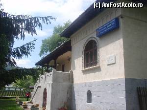 [P22] Casa Memoriala Mihail Sadoveanu - un colt al cladirii » foto by sunflower
 - 
<span class="allrVoted glyphicon glyphicon-heart hidden" id="av374432"></span>
<a class="m-l-10 hidden" id="sv374432" onclick="voting_Foto_DelVot(,374432,12941)" role="button">șterge vot <span class="glyphicon glyphicon-remove"></span></a>
<a id="v9374432" class=" c-red"  onclick="voting_Foto_SetVot(374432)" role="button"><span class="glyphicon glyphicon-heart-empty"></span> <b>LIKE</b> = Votează poza</a> <img class="hidden"  id="f374432W9" src="/imagini/loader.gif" border="0" /><span class="AjErrMes hidden" id="e374432ErM"></span>