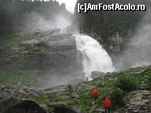 [P39] am fost pana chia rin margine sa vad locul in care cade apa. din pacate nu am mai putut folosi aparatul pt ca oricum mi l-a facut leoarca. » foto by cristi_an3000
 - 
<span class="allrVoted glyphicon glyphicon-heart hidden" id="av107910"></span>
<a class="m-l-10 hidden" id="sv107910" onclick="voting_Foto_DelVot(,107910,12945)" role="button">șterge vot <span class="glyphicon glyphicon-remove"></span></a>
<a id="v9107910" class=" c-red"  onclick="voting_Foto_SetVot(107910)" role="button"><span class="glyphicon glyphicon-heart-empty"></span> <b>LIKE</b> = Votează poza</a> <img class="hidden"  id="f107910W9" src="/imagini/loader.gif" border="0" /><span class="AjErrMes hidden" id="e107910ErM"></span>
