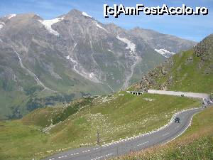 [P10] soseaua care urca spre HAUS ALPINENATURSCHAU 2,260 m » foto by spiros
 - 
<span class="allrVoted glyphicon glyphicon-heart hidden" id="av679334"></span>
<a class="m-l-10 hidden" id="sv679334" onclick="voting_Foto_DelVot(,679334,12945)" role="button">șterge vot <span class="glyphicon glyphicon-remove"></span></a>
<a id="v9679334" class=" c-red"  onclick="voting_Foto_SetVot(679334)" role="button"><span class="glyphicon glyphicon-heart-empty"></span> <b>LIKE</b> = Votează poza</a> <img class="hidden"  id="f679334W9" src="/imagini/loader.gif" border="0" /><span class="AjErrMes hidden" id="e679334ErM"></span>