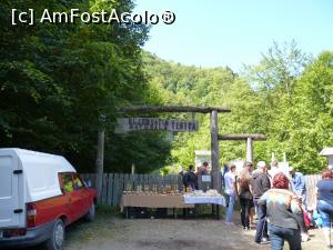 [P32] Rezervatia Tisita 2016-am ajuns la intrare si din cate vedeti e ceva lume si inepe sa infloreasca si un mic comert » foto by mishu
 - 
<span class="allrVoted glyphicon glyphicon-heart hidden" id="av794206"></span>
<a class="m-l-10 hidden" id="sv794206" onclick="voting_Foto_DelVot(,794206,12947)" role="button">șterge vot <span class="glyphicon glyphicon-remove"></span></a>
<a id="v9794206" class=" c-red"  onclick="voting_Foto_SetVot(794206)" role="button"><span class="glyphicon glyphicon-heart-empty"></span> <b>LIKE</b> = Votează poza</a> <img class="hidden"  id="f794206W9" src="/imagini/loader.gif" border="0" /><span class="AjErrMes hidden" id="e794206ErM"></span>